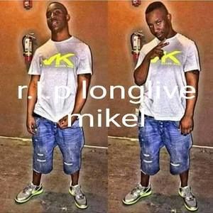 Meet your Posher, Emmanuel